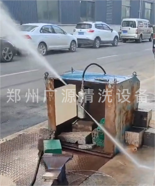 "广源清洗设备简述全自动清洗系统在反应釜清洗中的应用"